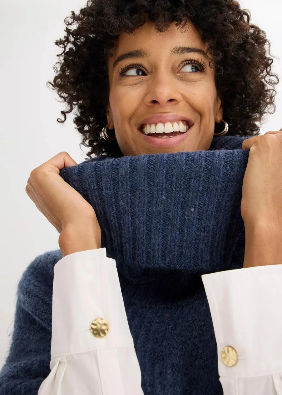 bonprix Ponchos|Schuhe & Accessoires In Spezialgrößen·Tücher & Ponchos^Poncho-Pullover mit Wollanteil indigo