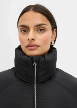 bonprix Bekleidung·Hosen|Nachhaltigere Materialien^Puffer-Jacket schwarz