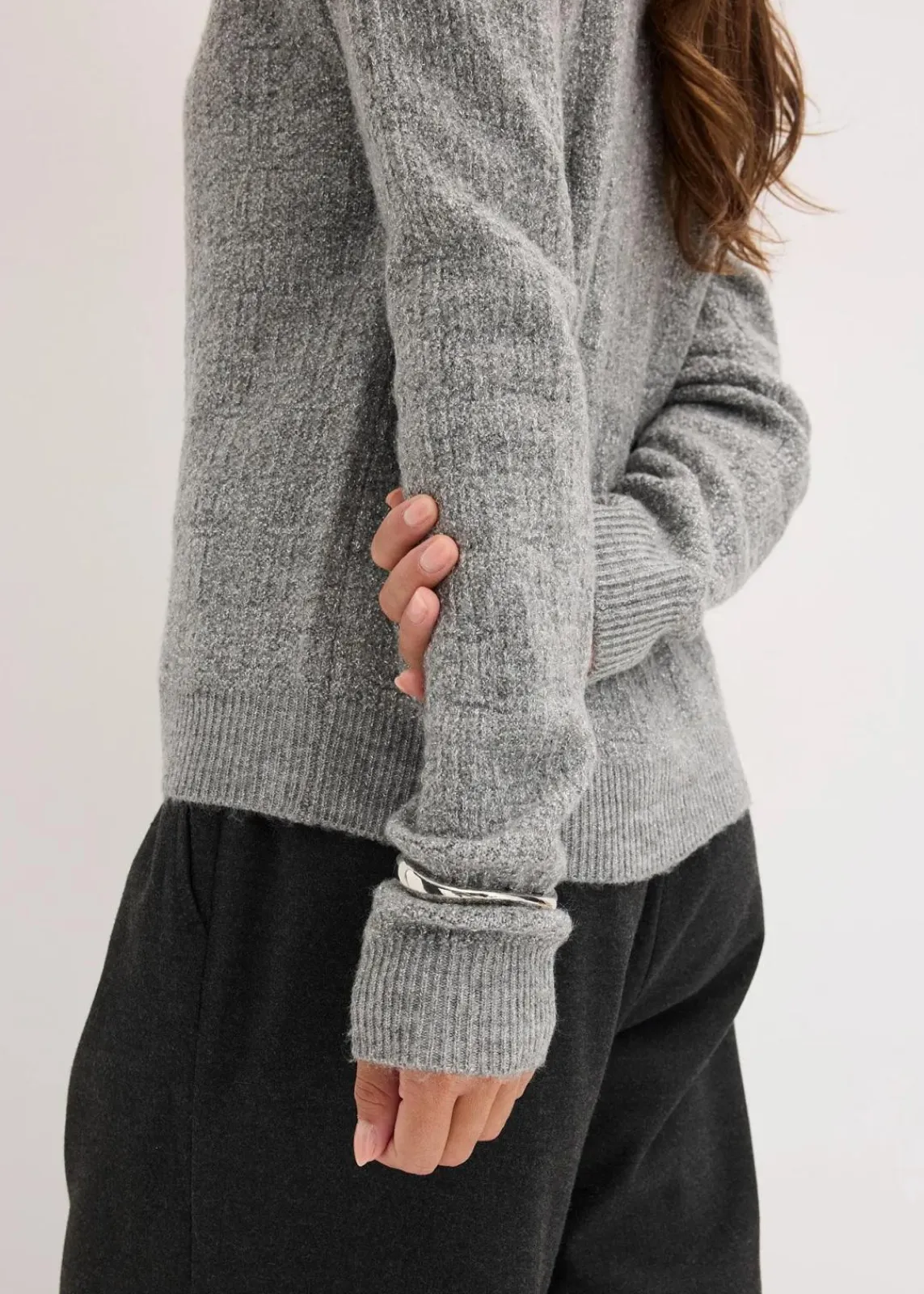 bonprix Pullover & Strickjacken|Strickmode^Pullover grau/silber meliert