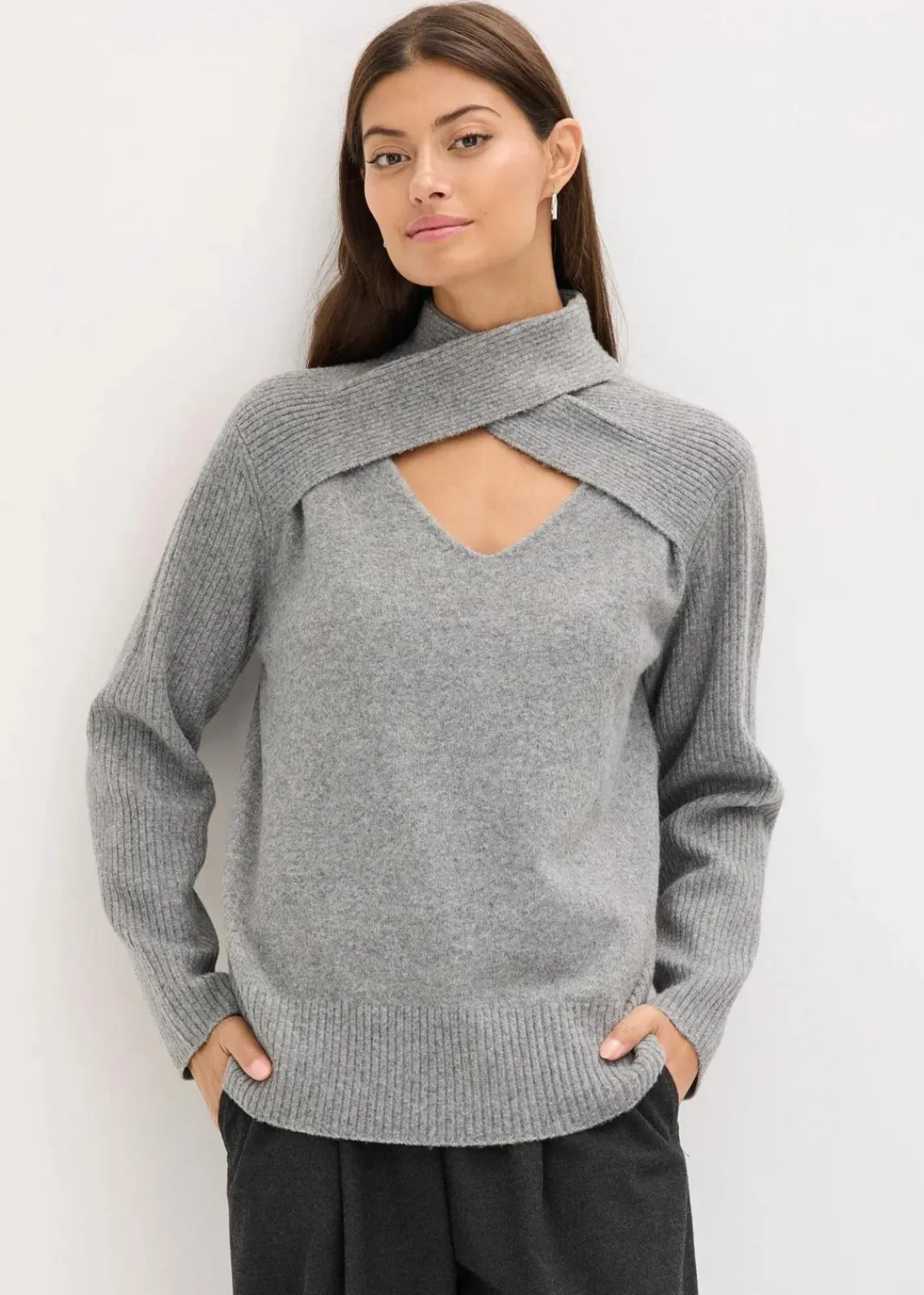bonprix Bekleidung·Umstandsmode|Bekleidung·Jeans^Pullover grau meliert
