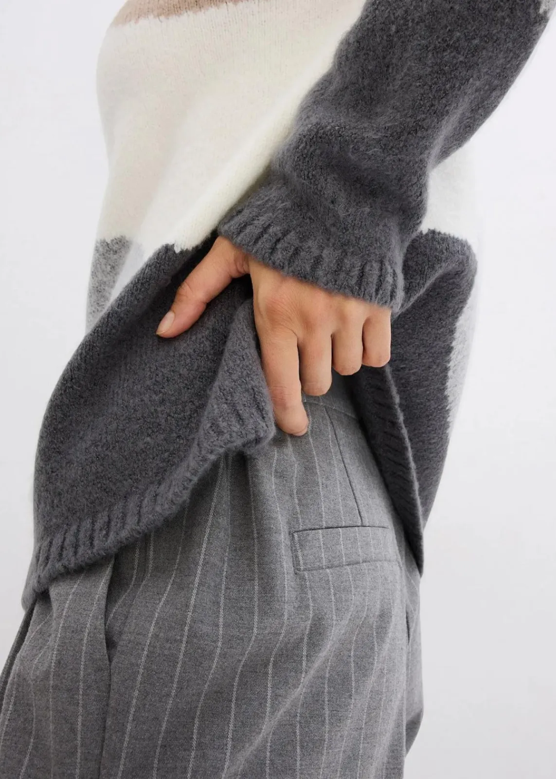 bonprix Pullover & Strickjacken|Strickmode^Pullover naturstein/wollweiß