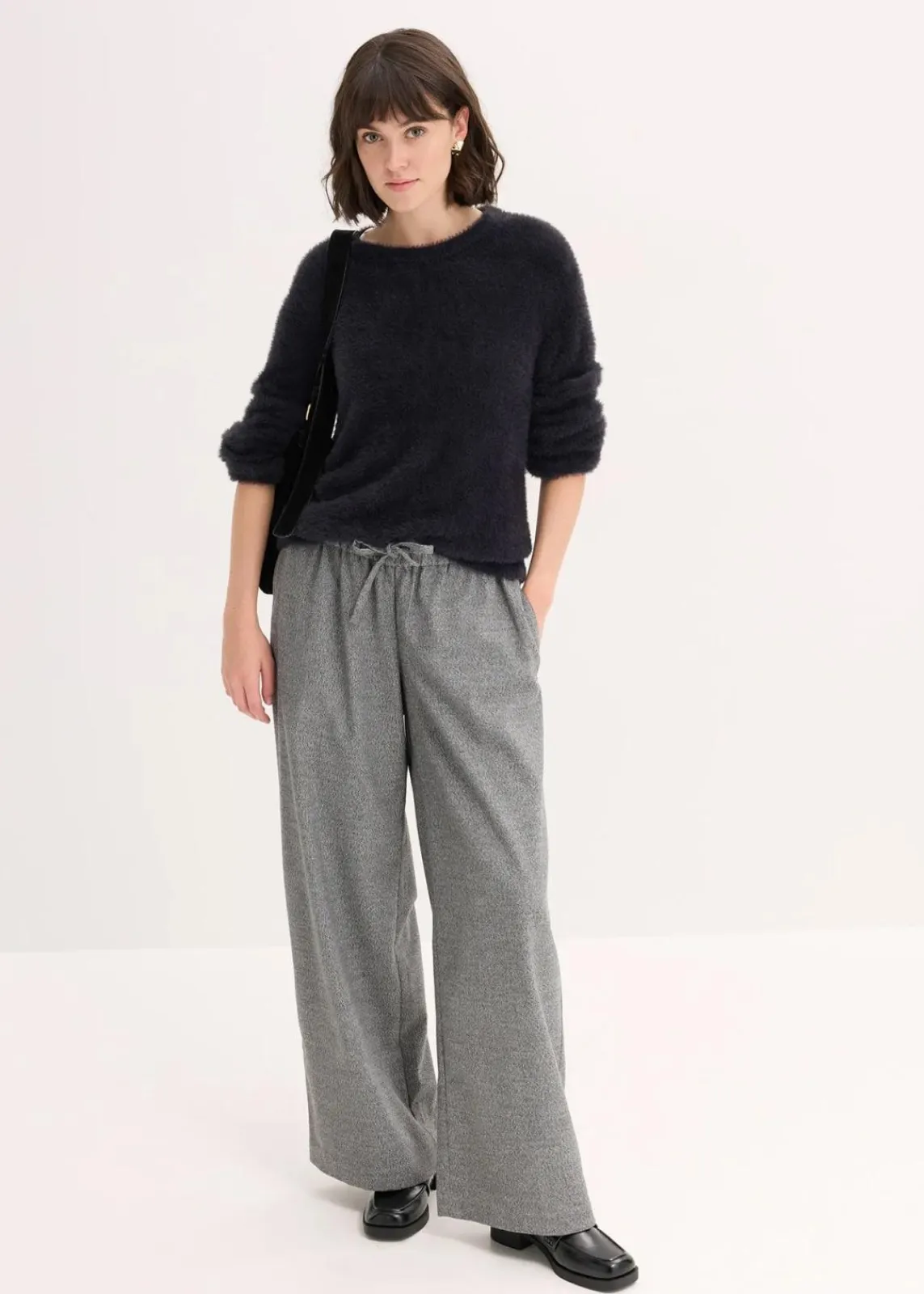 bonprix Pullover & Strickjacken|Strickmode^Pullover in Plüsch-Optik schwarz