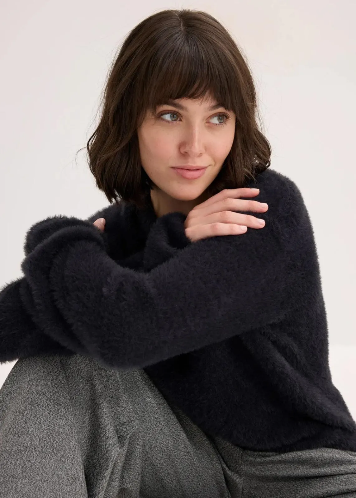 bonprix Pullover & Strickjacken|Strickmode^Pullover in Plüsch-Optik schwarz
