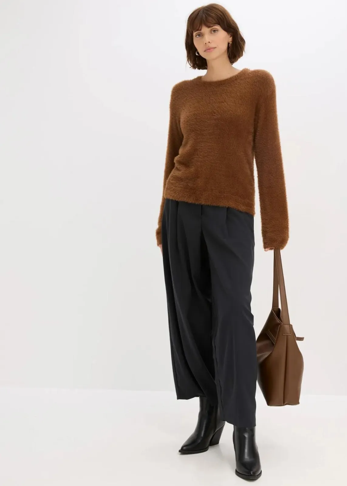 bonprix Bekleidung·Umstandsmode|Pullover & Strickjacken^Pullover in Plüsch-Optik pimentbraun