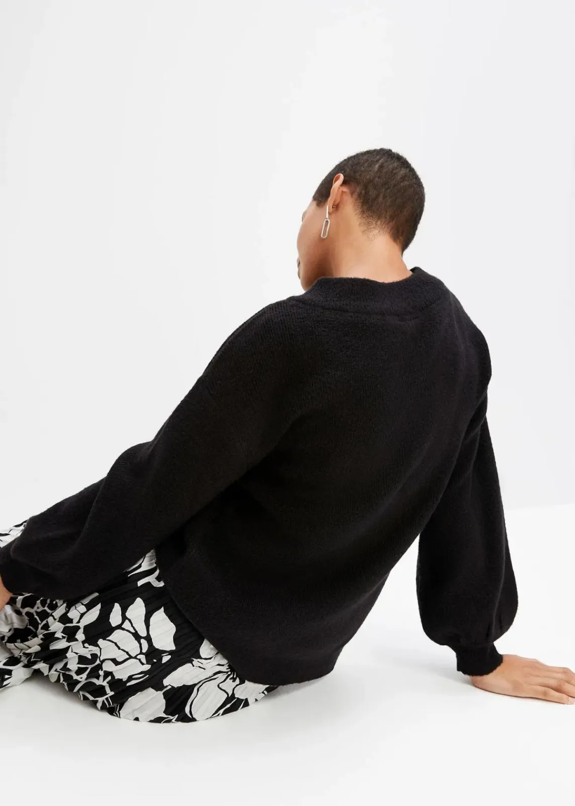 bonprix Pullover & Strickjacken|Strickmode^Pullover mit Ballonärmeln schwarz