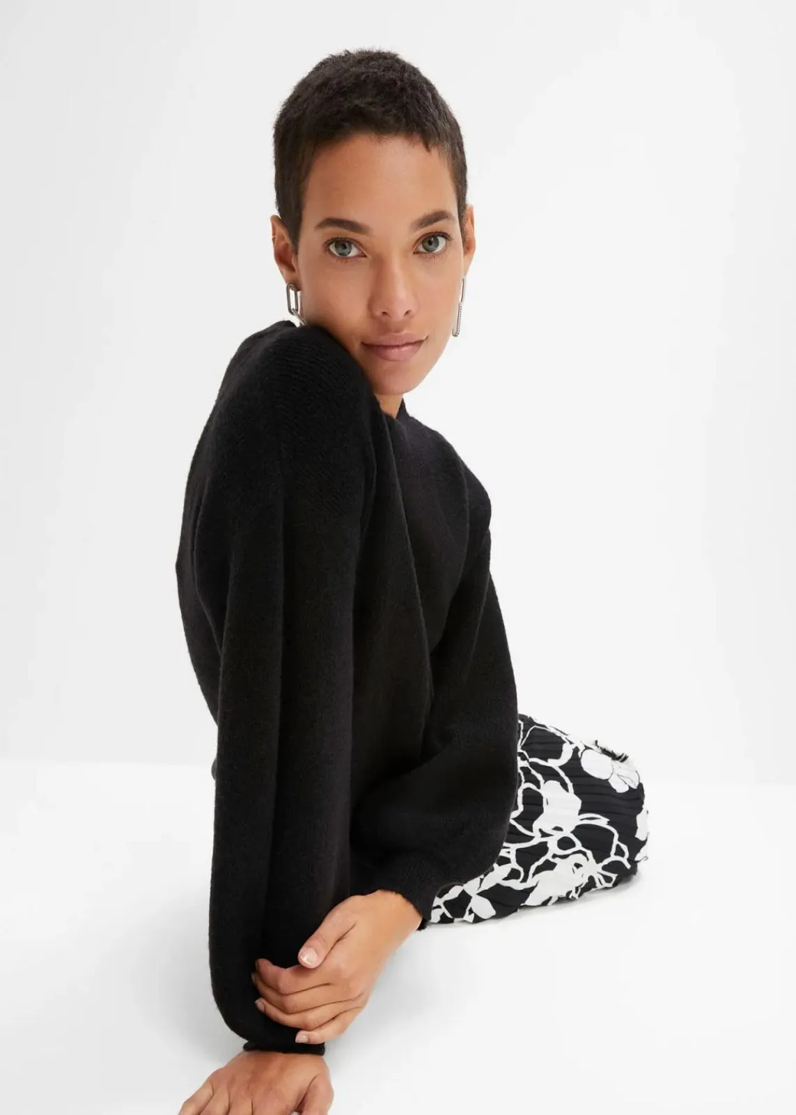bonprix Pullover & Strickjacken|Strickmode^Pullover mit Ballonärmeln schwarz