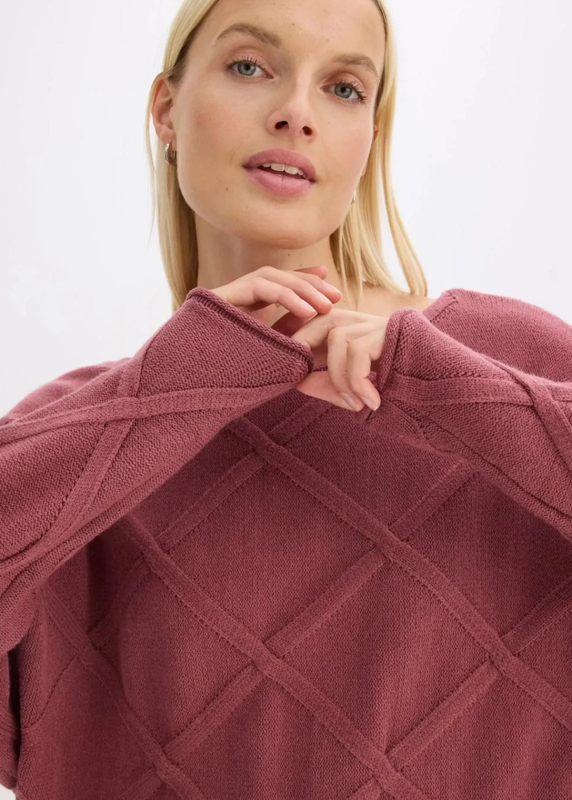 bonprix Bekleidung·Umstandsmode|Strickmode^Pullover mit horizonatalem Zopfmuster softbeere