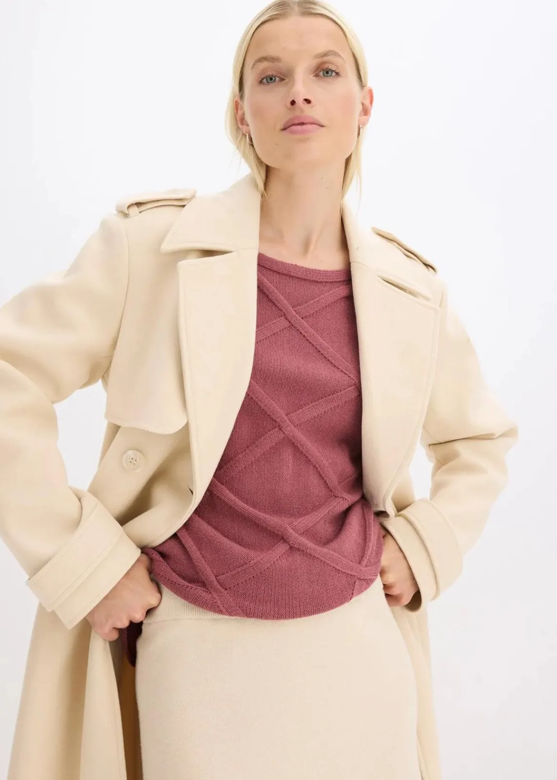 bonprix Bekleidung·Umstandsmode|Strickmode^Pullover mit horizonatalem Zopfmuster softbeere