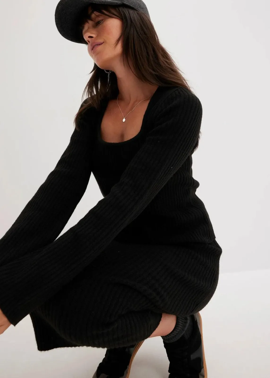 bonprix Pullover & Strickjacken|Strickmode^Pullover mit Karree-Ausschnitt schwarz