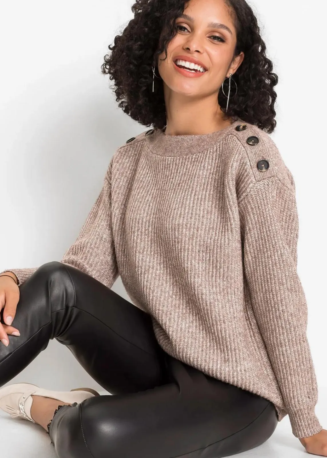 bonprix Bekleidung·Umstandsmode|Strickmode^Pullover mit Knöpfen braun meliert