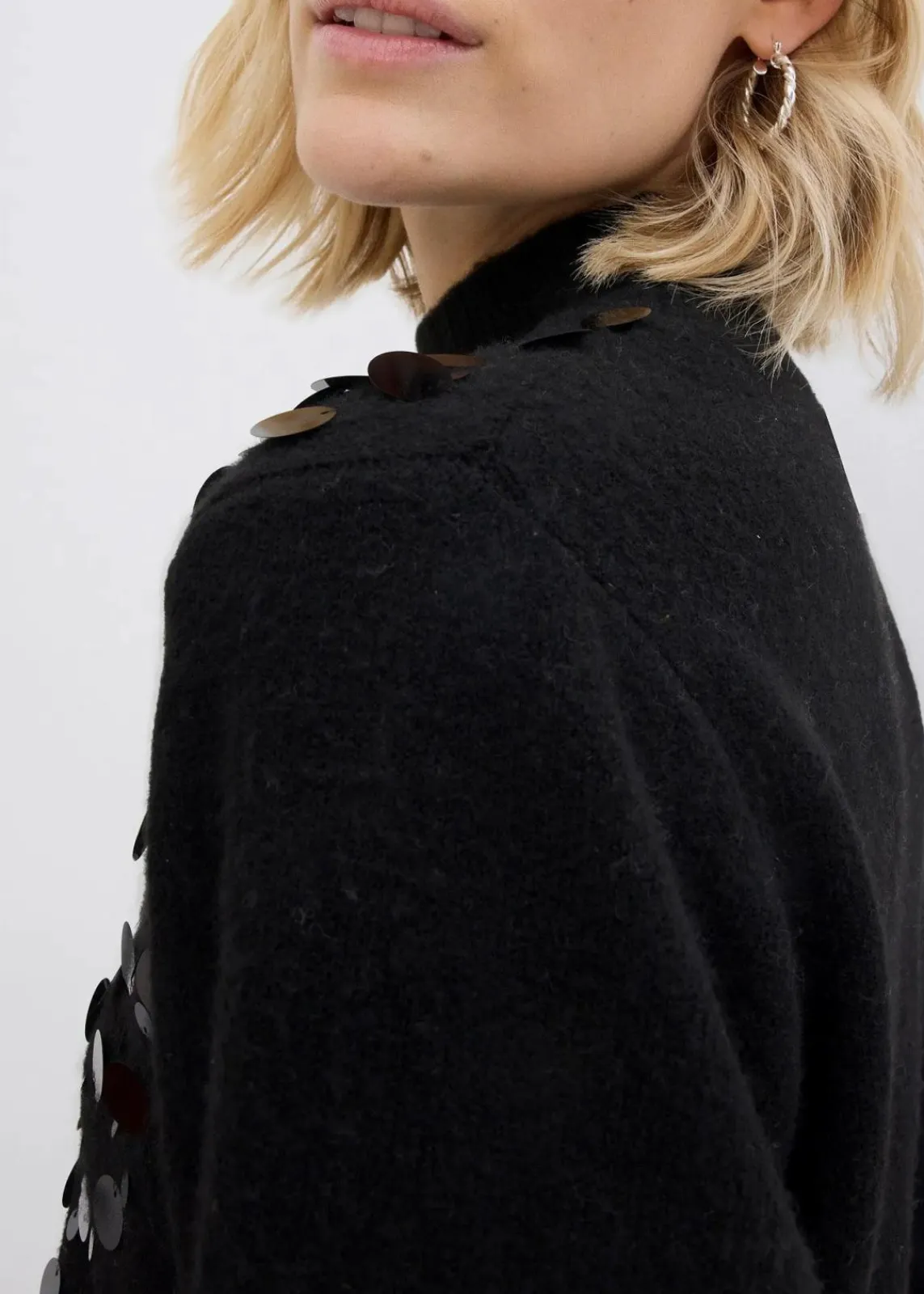 bonprix Nachhaltigere Materialien|Pullover & Strickjacken^Pullover mit Pailetten schwarz