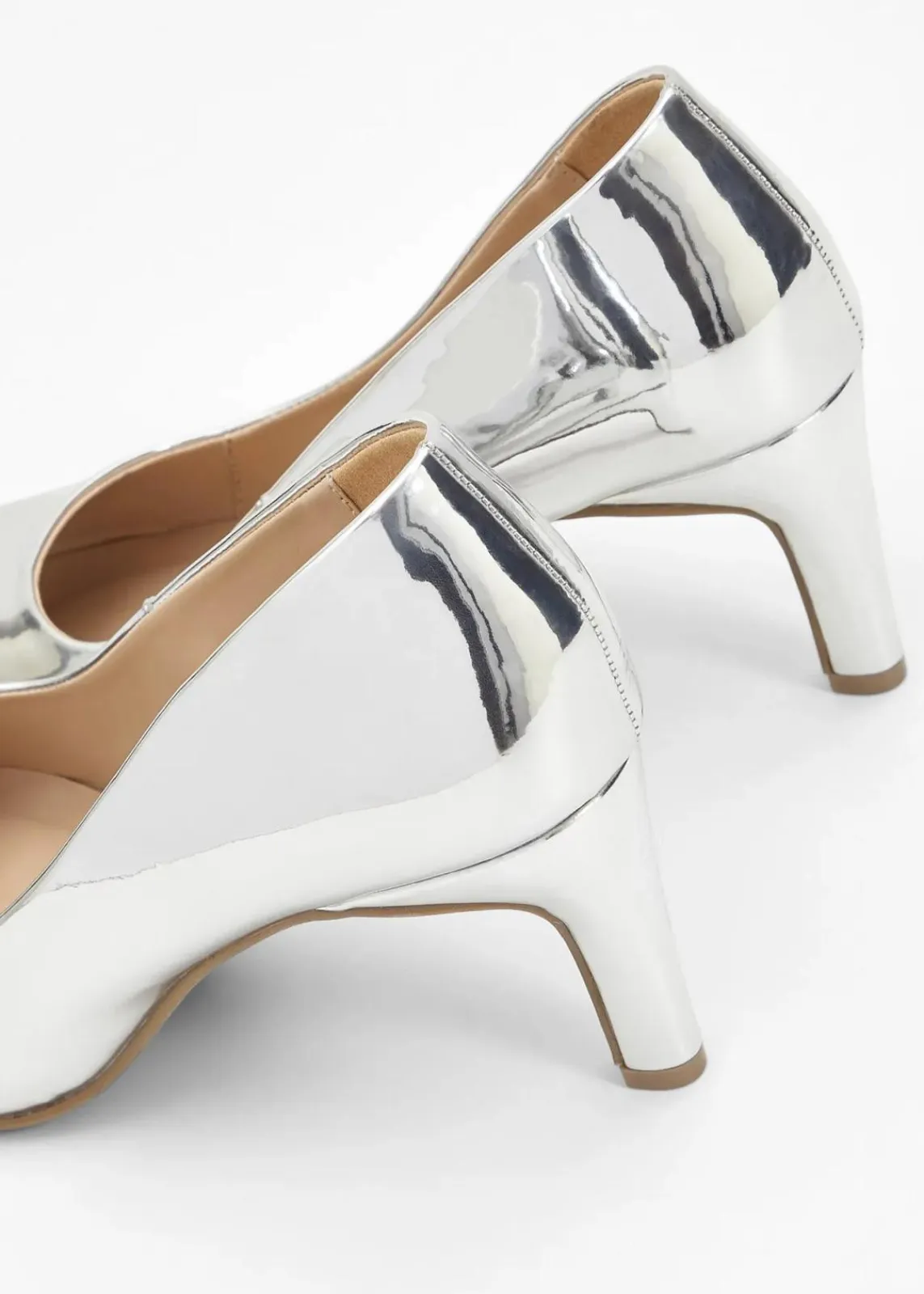 bonprix Pumps|Festliche Mode^Pumps in Lack-Optik silber metallic