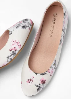 bonprix Pumps^Pumps mit Blockabsatz creme geblümt