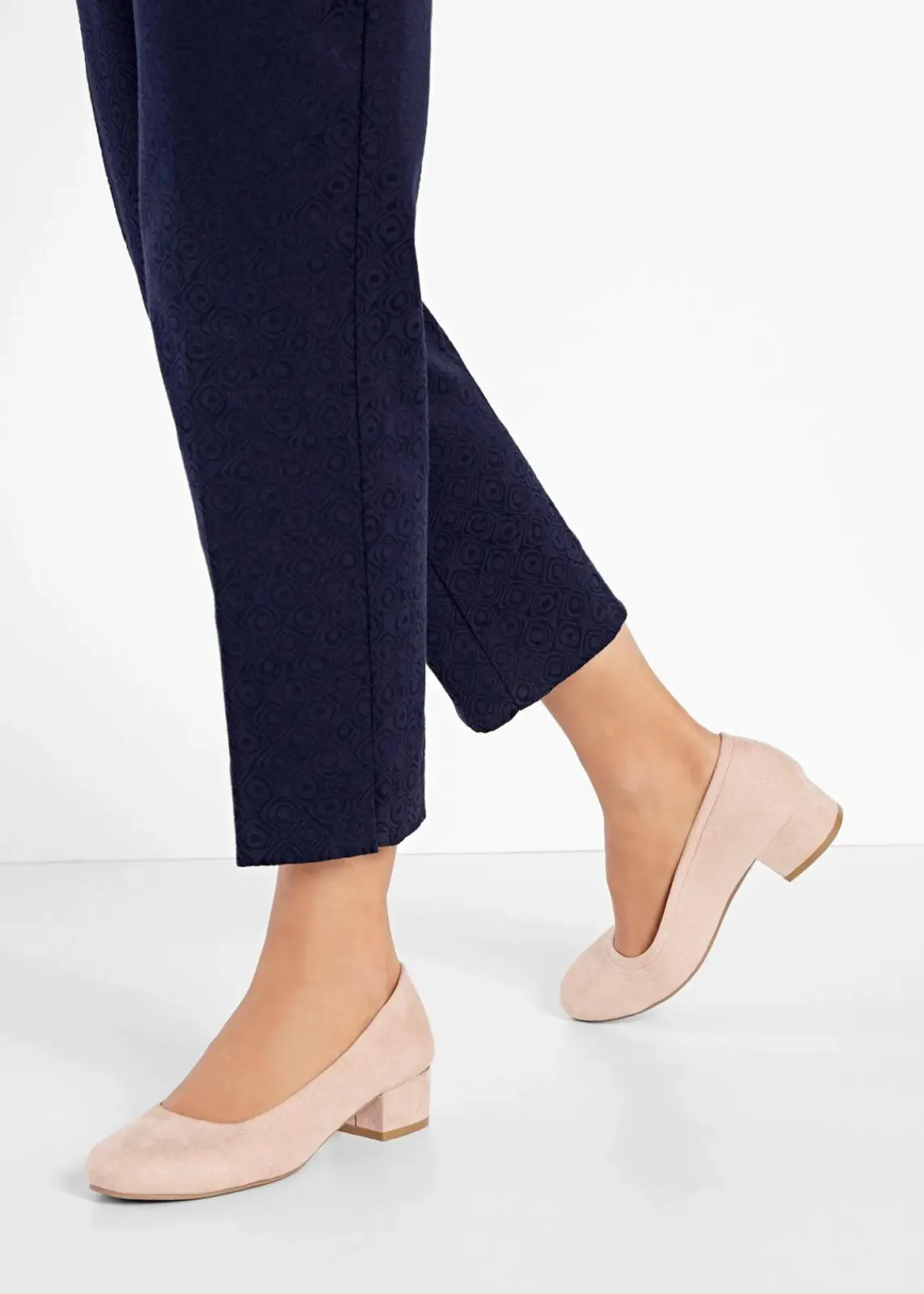 bonprix Schuhe & Accessoires In Spezialgrößen·Schuhe In Übergröße|Pumps^Pumps mit Blockabsatz beige