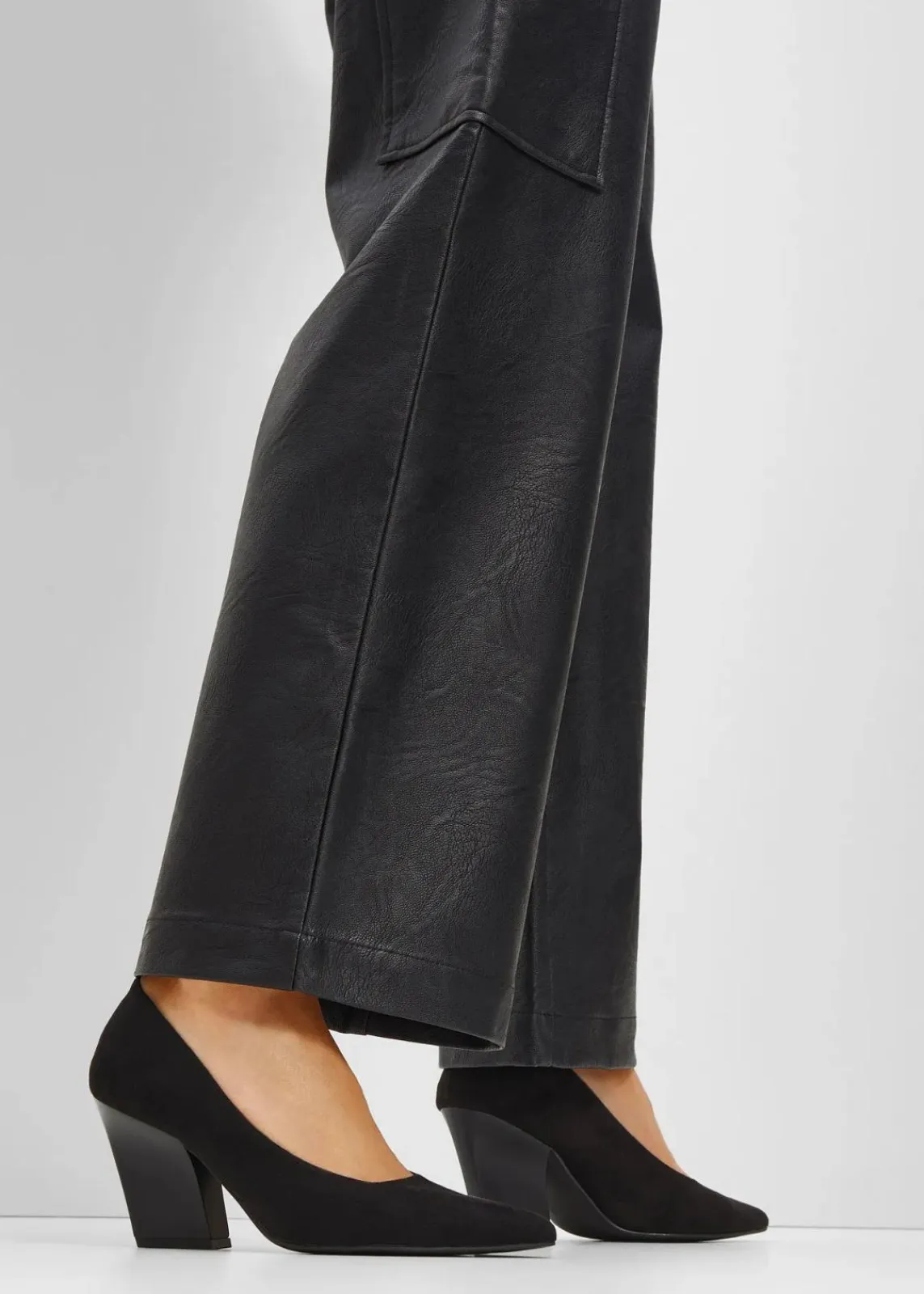bonprix Pumps^Pumps mit Blockabsatz schwarz