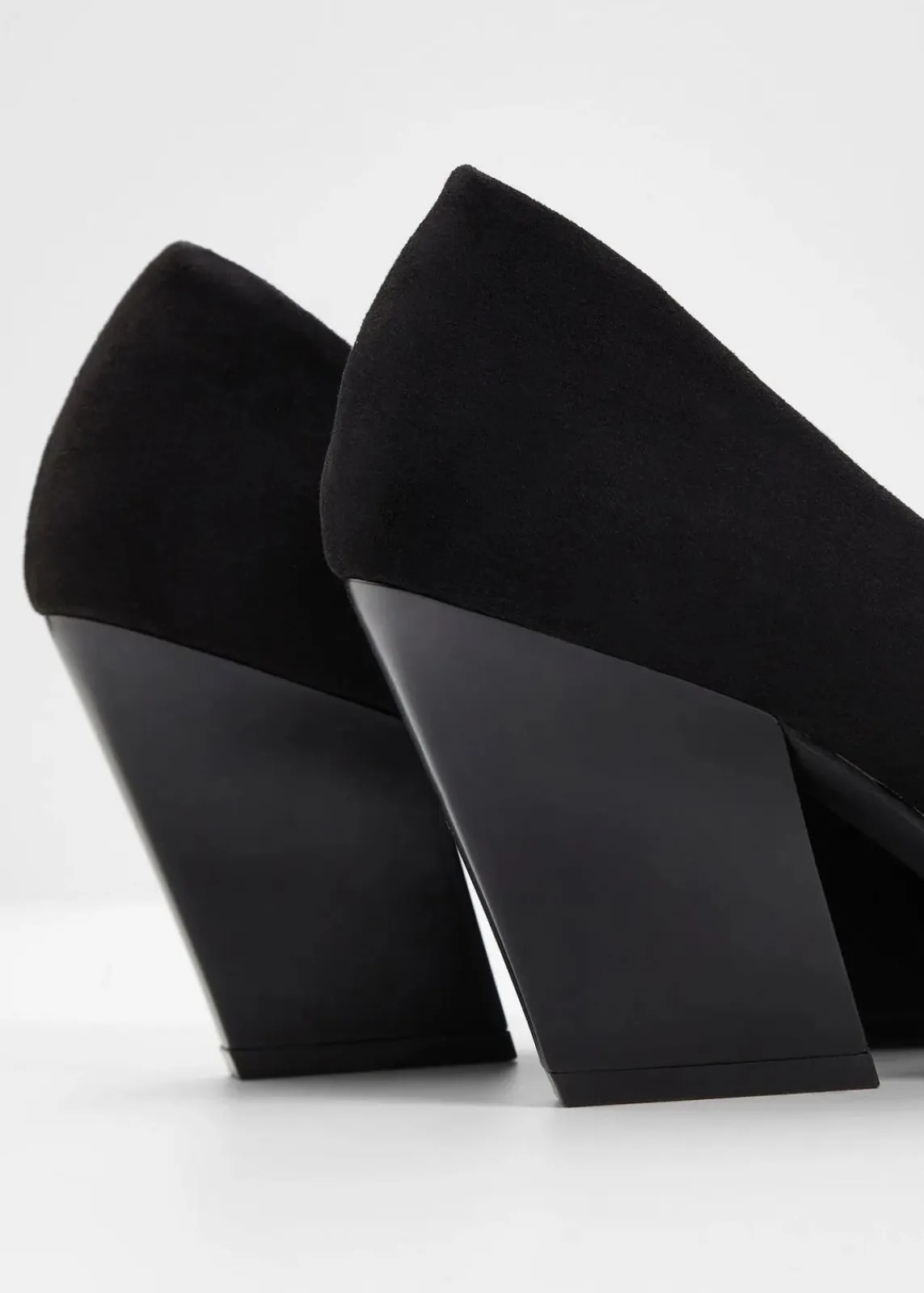 bonprix Pumps^Pumps mit Blockabsatz schwarz
