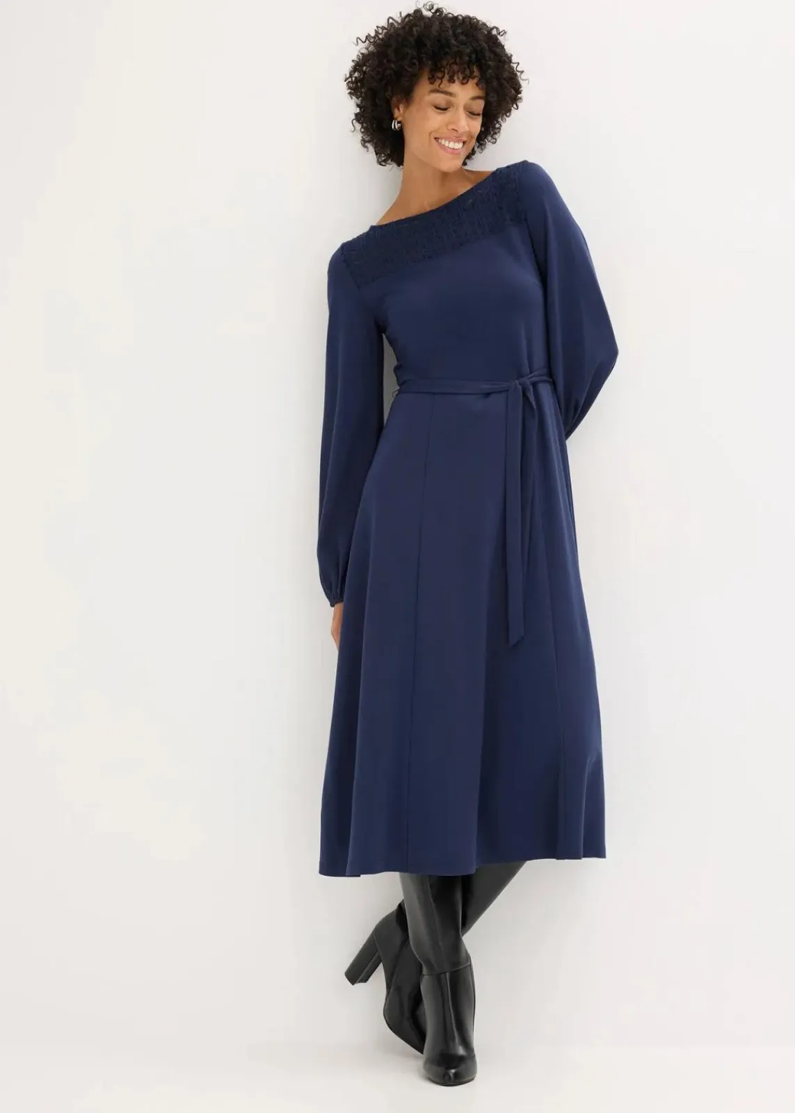bonprix Kleider|Bekleidung·Pullover & Strickjacken^Punto Kleid mit Spitze dunkelblau