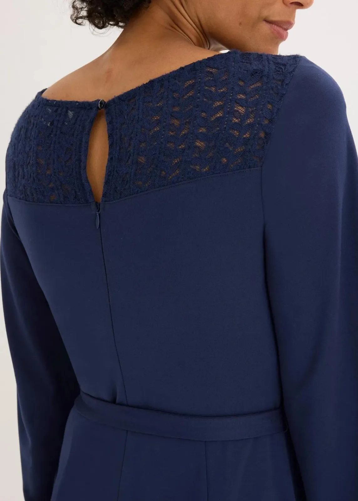 bonprix Kleider|Bekleidung·Pullover & Strickjacken^Punto Kleid mit Spitze dunkelblau
