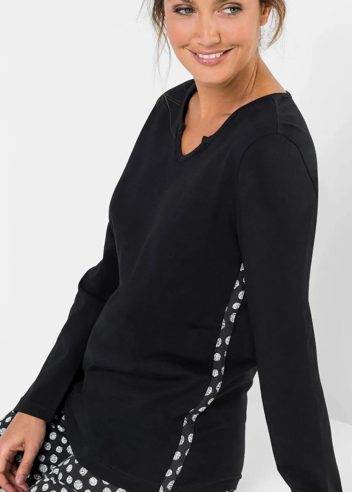bonprix Wäsche·Nachtwäsche|Nachhaltigere Materialien^Pyjama aus reiner Bio-Baumwolle schwarz/weiß gemustert