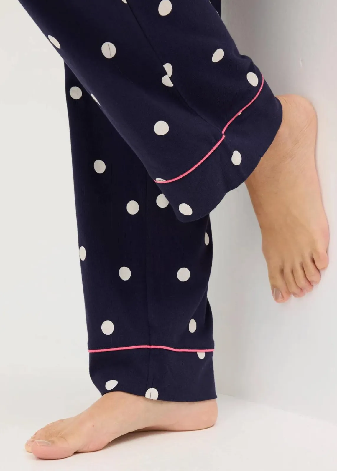 bonprix Wäsche·Nachtwäsche|Nachtwäsche^Pyjama aus weicher Baumwolle maritimblau/weiß gepunktet