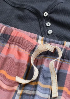 bonprix Wäsche·Nachtwäsche|Nachtwäsche^Pyjama mit Rippshirt und Flanellhose aus Glitzergarn nachtblau/rhabarber kariert