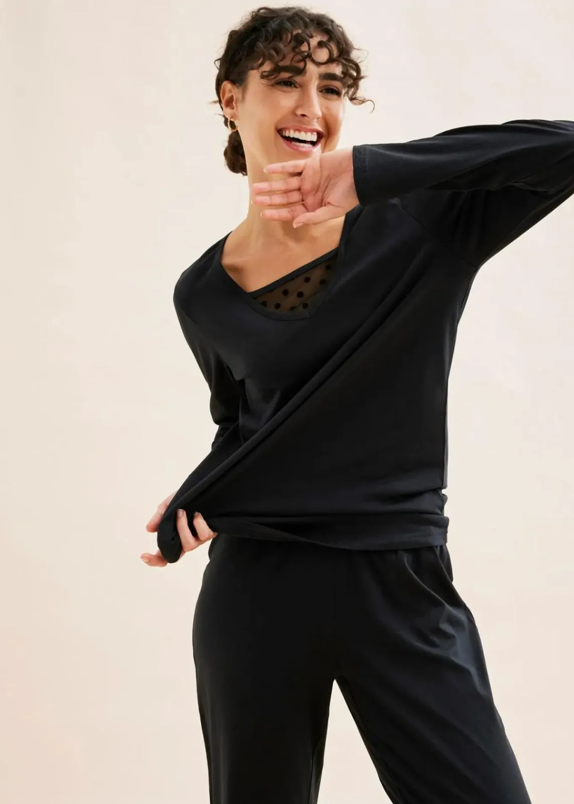 bonprix Wäsche·Basics|Wäsche·Nachtwäsche^Pyjama mit zartem Mesh schwarz
