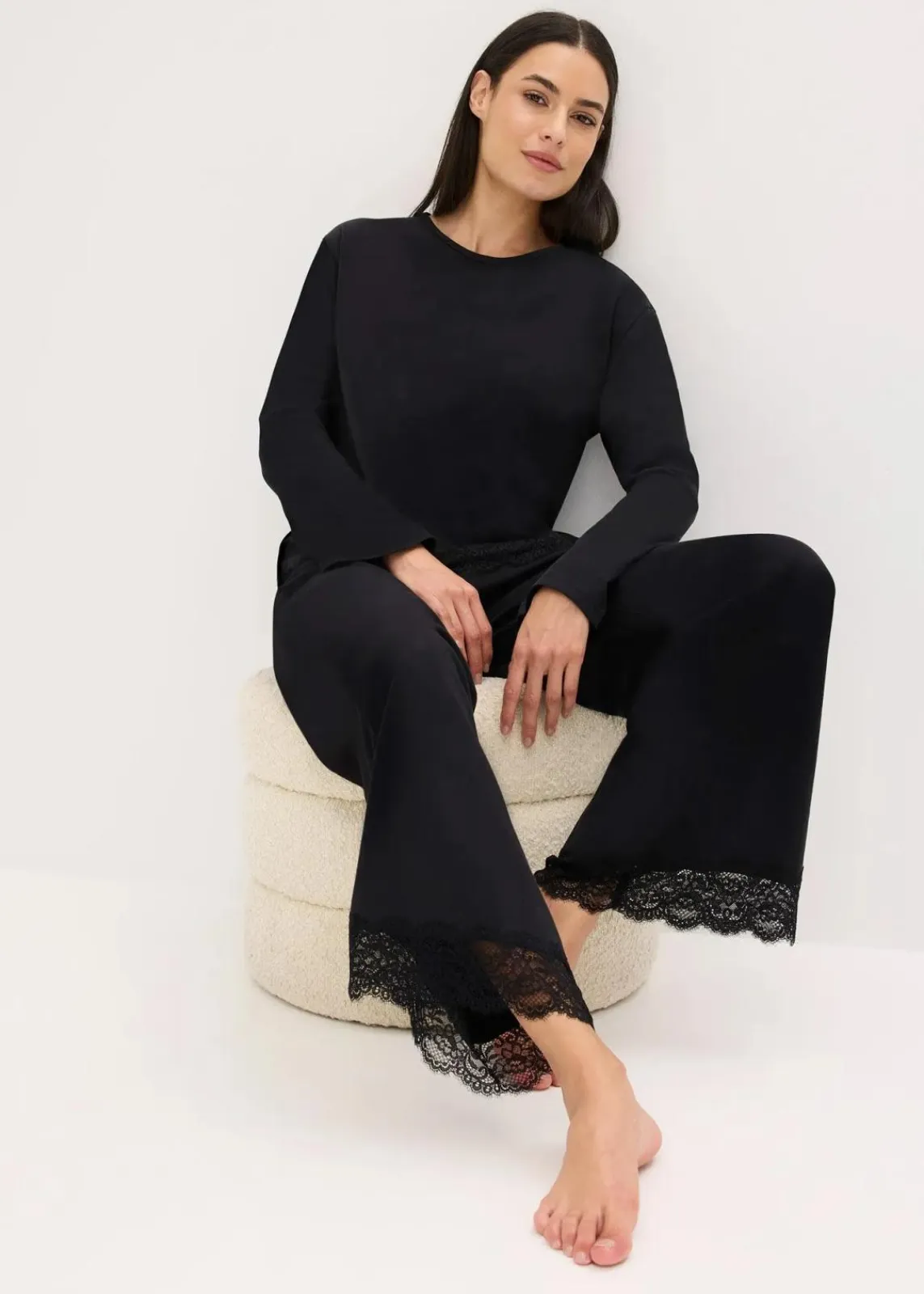 bonprix Wäsche·Nachtwäsche|Nachtwäsche^Pyjama mit zarter Spitze schwarz