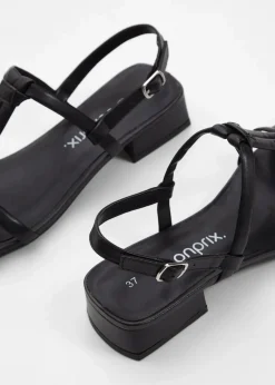 bonprix Sommerschuhe^Riemchensandaletten schwarz