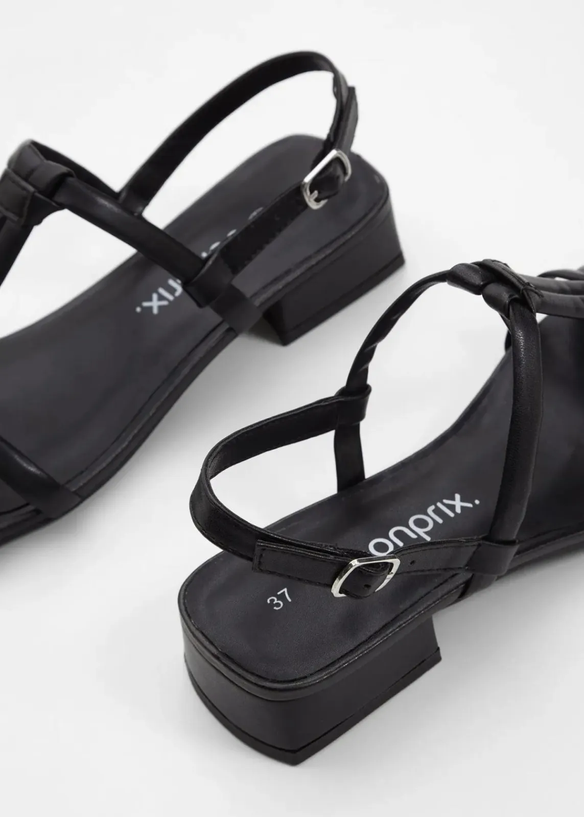 bonprix Sommerschuhe^Riemchensandaletten schwarz