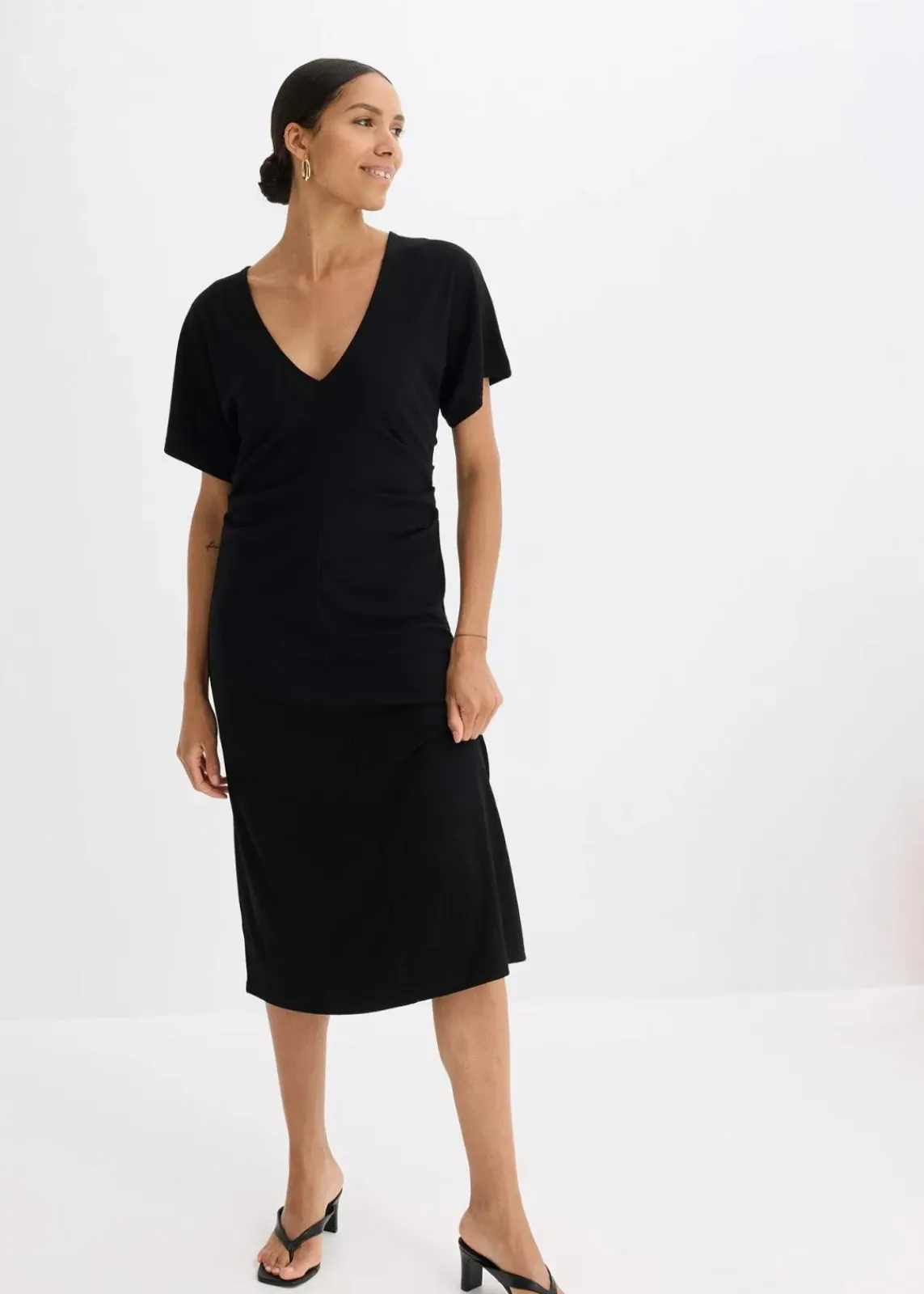 bonprix Kleider|Bekleidung·Pullover & Strickjacken^Rippkleid aus Jersey mit seitlicher Raffung schwarz