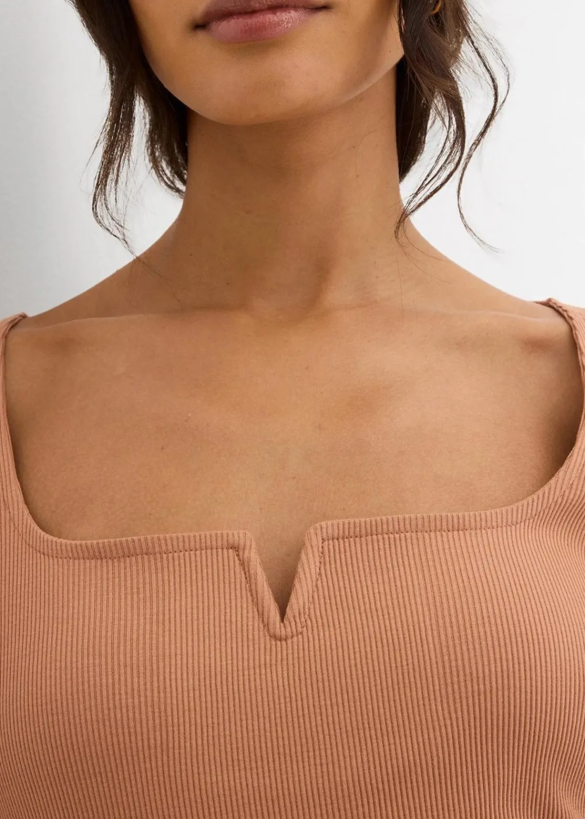 bonprix Nachhaltigere Materialien^Rippshirt aus reiner Bio-Baumwolle schokosorbet