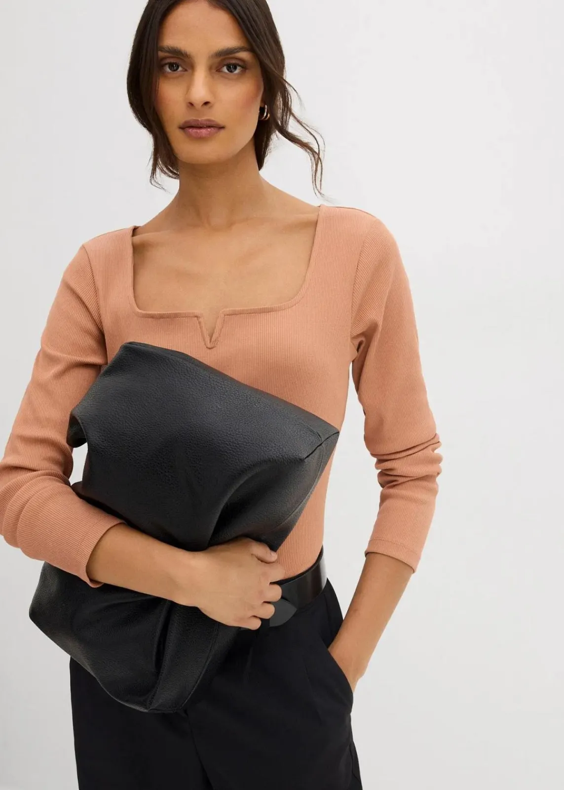 bonprix Nachhaltigere Materialien^Rippshirt aus reiner Bio-Baumwolle schokosorbet