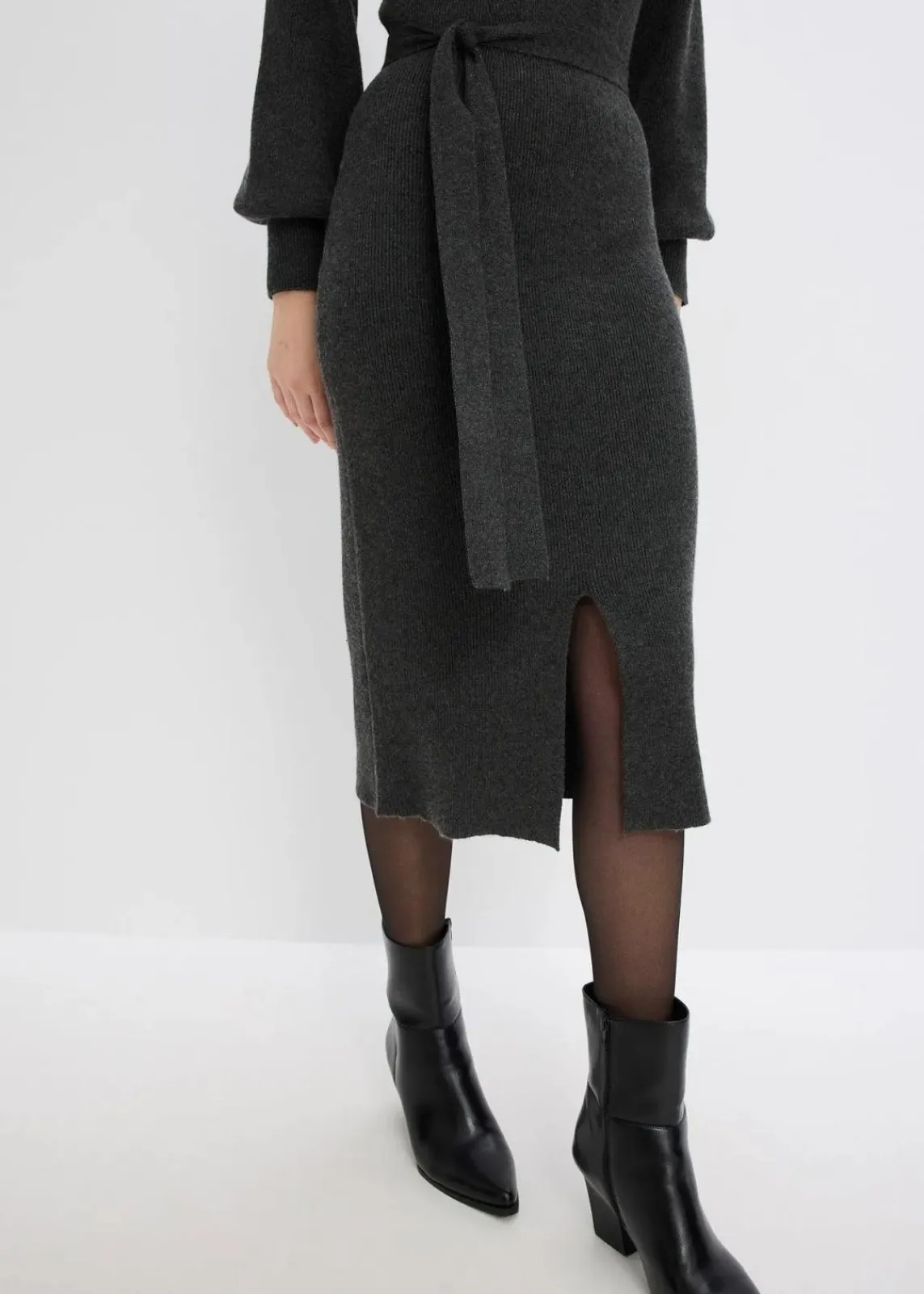 bonprix Kleider|Strickmode^Ripp-Strickkleid aus fließendem Viskose-Mix anthrazit meliert