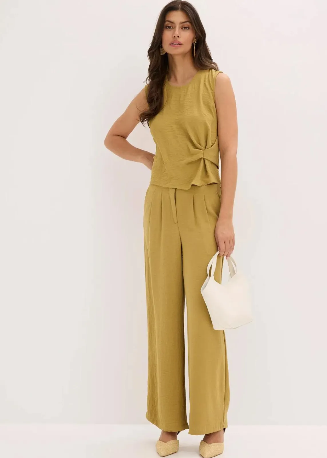 bonprix Shirts & Tops|Blusen & Tuniken^Ärmelloses Blusentop mit Knoten mattoliv