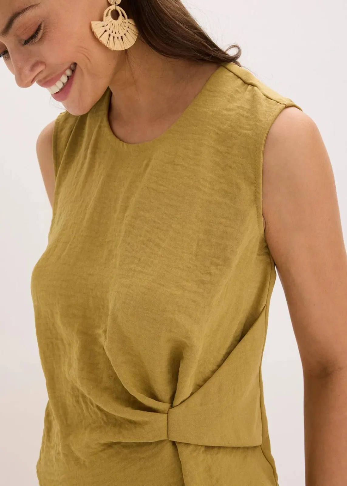 bonprix Shirts & Tops|Blusen & Tuniken^Ärmelloses Blusentop mit Knoten mattoliv