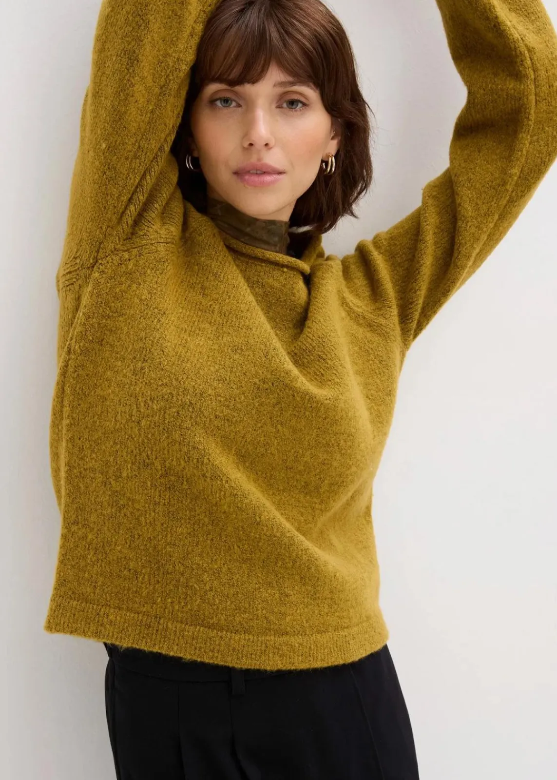 bonprix Bekleidung·Umstandsmode|Bekleidung·Jeans^Rundhalspullover mistelgrün meliert