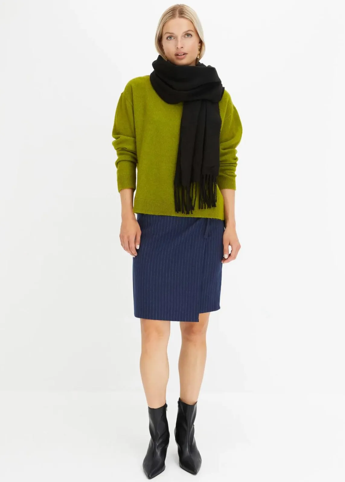 bonprix Strickmode|Pullover & Strickjacken^Rundhalspullover mit überschnittener Schulter moos