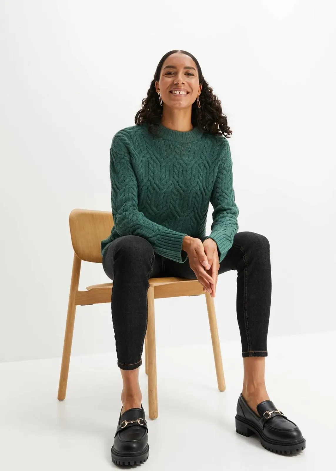 bonprix Strickmode|Pullover & Strickjacken^Rundhals-Pullover mit Zopfmuster mattgrün