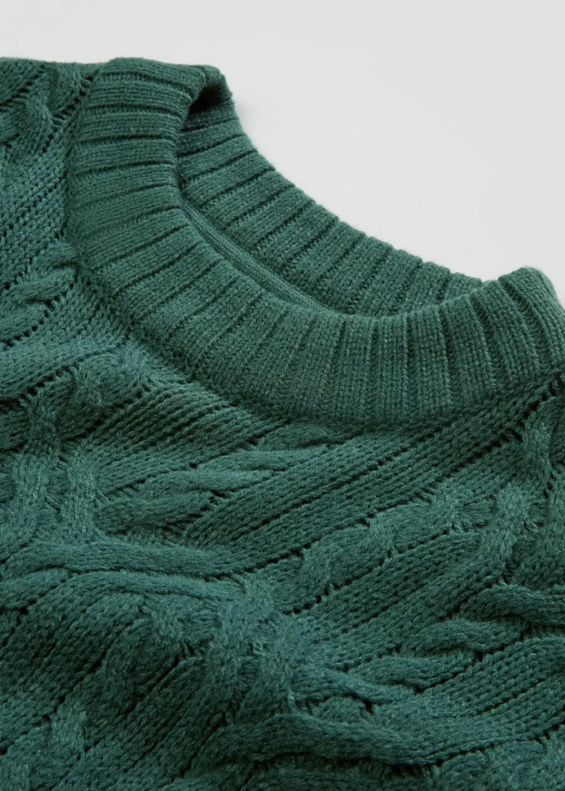bonprix Strickmode|Pullover & Strickjacken^Rundhals-Pullover mit Zopfmuster mattgrün