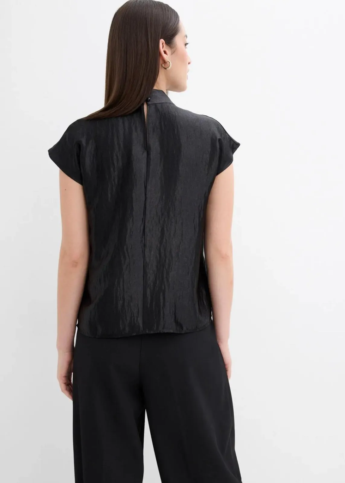 bonprix Shirts & Tops|Blusen & Tuniken^Satin Blusentop mit halbhohem Kragen schwarz