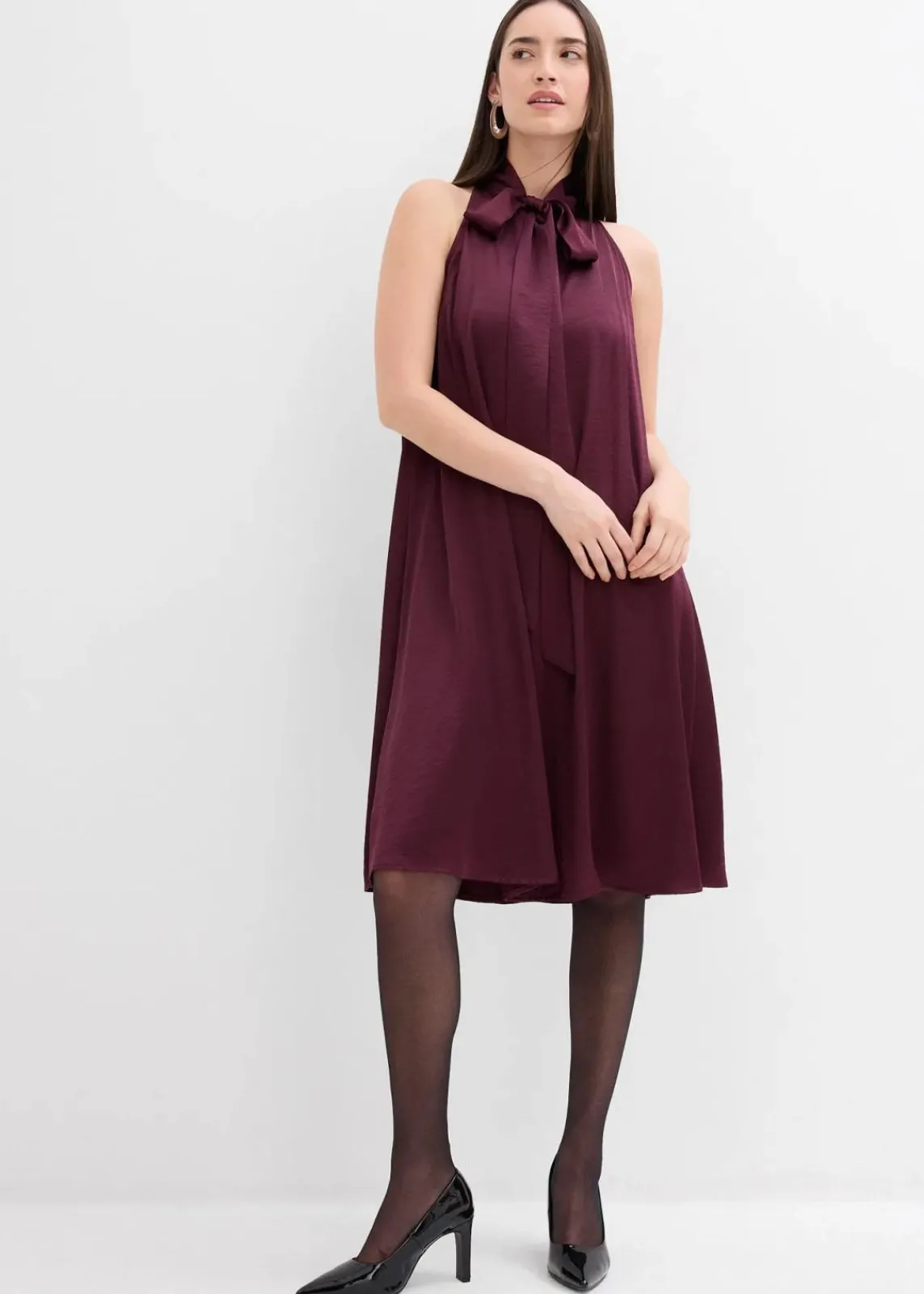 bonprix Bekleidung·Pullover & Strickjacken|Kleider^Satin Midikleid aus Viskose-Mix weinrot