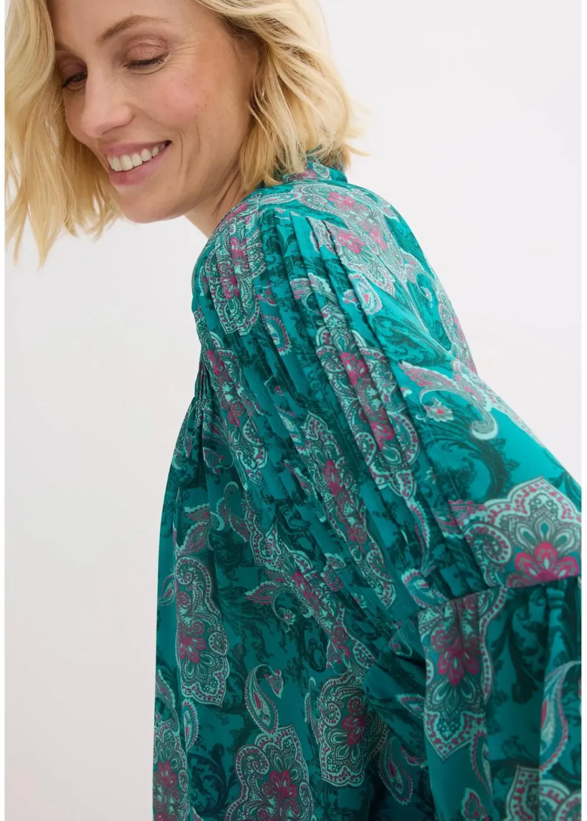 bonprix Bekleidung·Jacken & Mäntel|Blusen & Tuniken^Satin Tunika mit Biesen dunkelsmaragd/dunkelfuchsia paisley