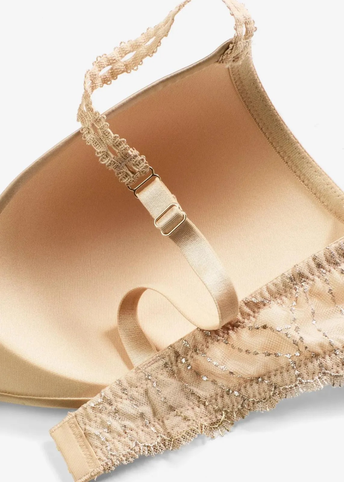 bonprix Bhs|Dessous^Schalen-BH ohne Bügel mit zarter Stickerei saharabeige