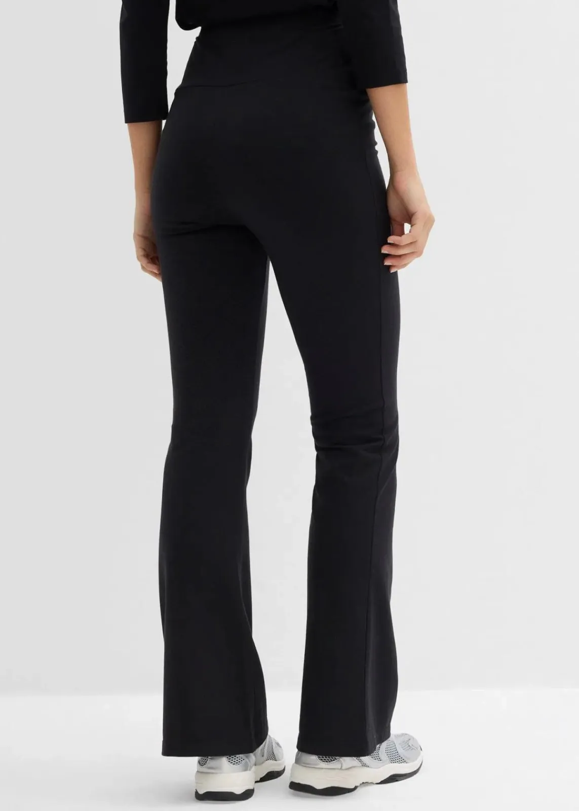 bonprix Basics|Hosen^Schlaghose aus Bio-Baumwolle mit Stretch schwarz
