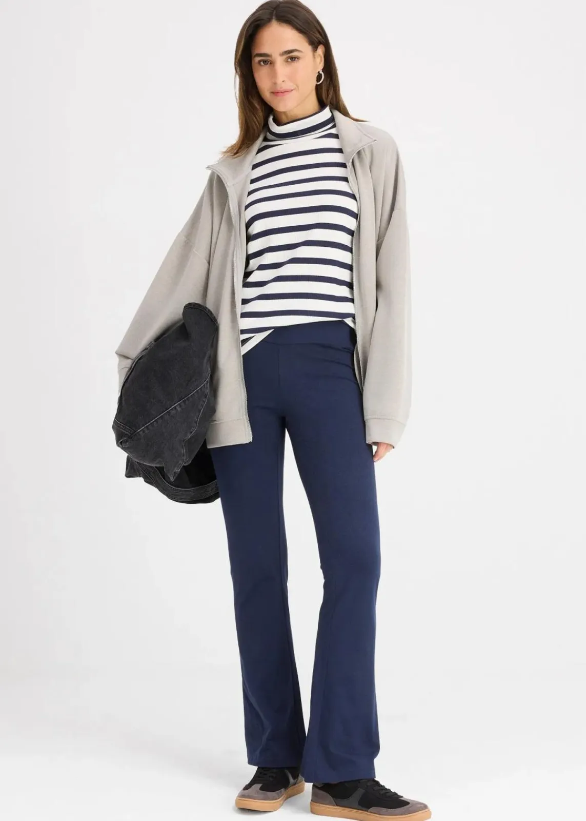 bonprix Nachhaltigere Materialien|Hosen^Schlaghose aus Bio-Baumwolle mit Stretch dunkelblau