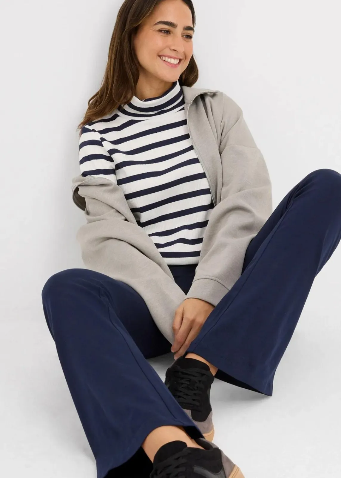 bonprix Nachhaltigere Materialien|Hosen^Schlaghose aus Bio-Baumwolle mit Stretch dunkelblau