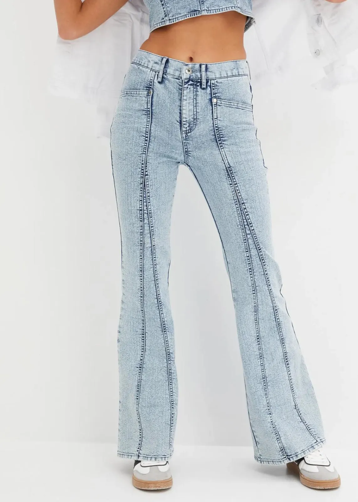 bonprix Bekleidung·Shirts & Tops|Jeans^Schlagjeans High Waist eisblau denim
