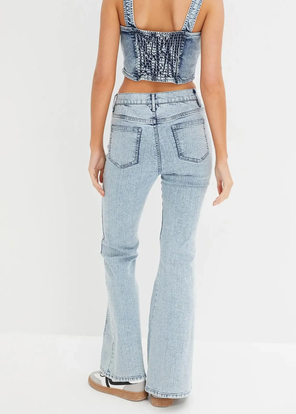 bonprix Bekleidung·Shirts & Tops|Jeans^Schlagjeans High Waist eisblau denim