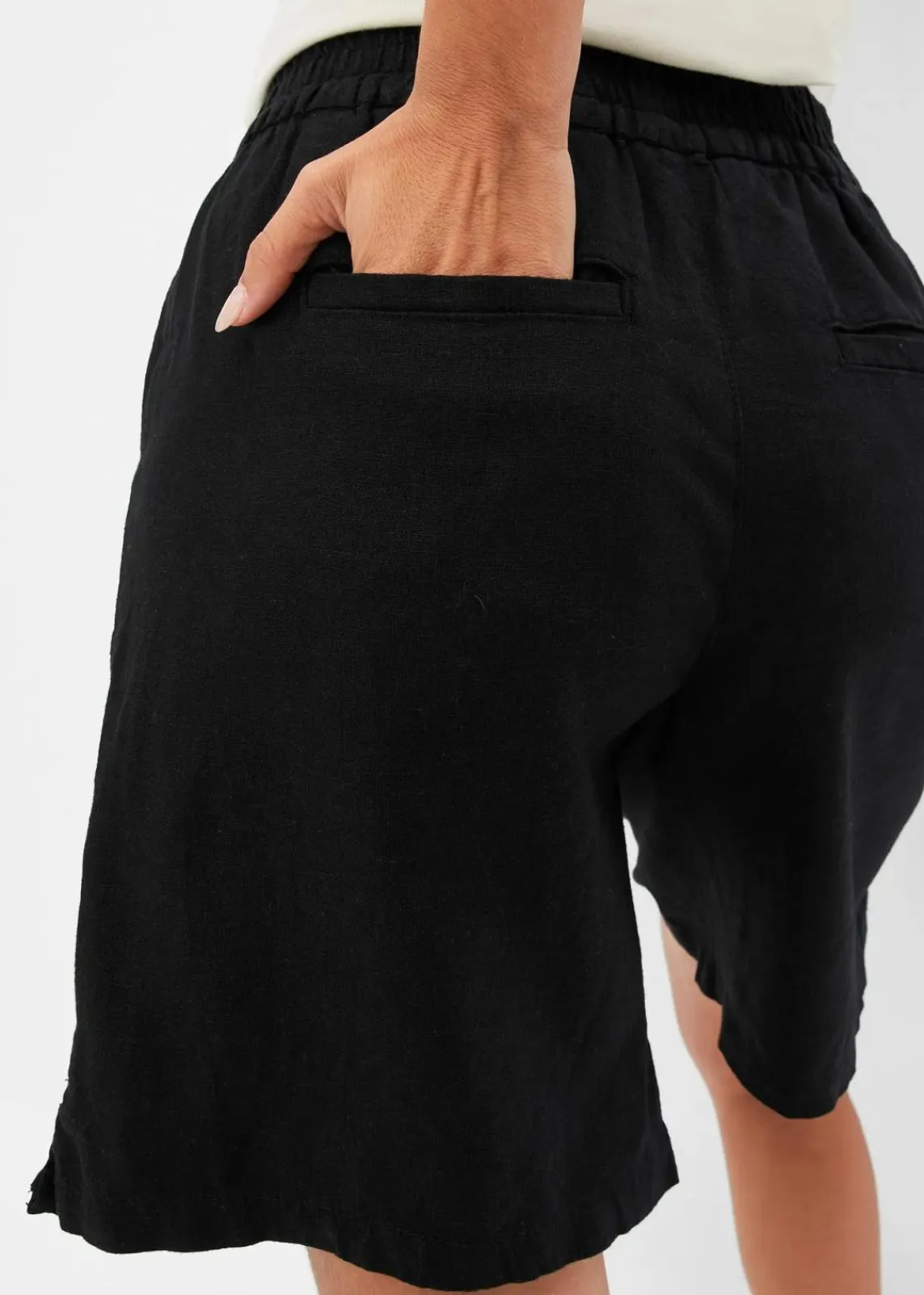 bonprix Bekleidung·Outdoorbekleidung|Bekleidung·Kleider^Schlupf-Bermuda aus luftigem Leinen-Mix schwarz