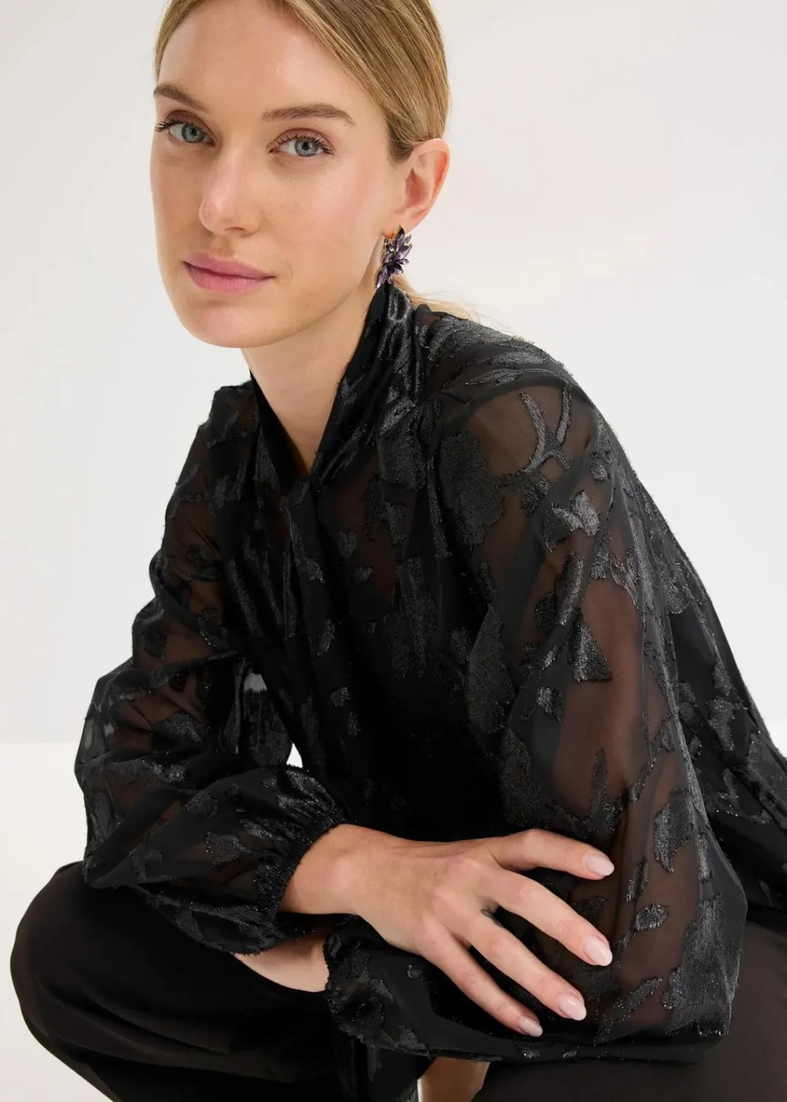 bonprix Bekleidung·Jacken & Mäntel|Festliche Mode^Schlupfbluse mit Stickerei schwarz